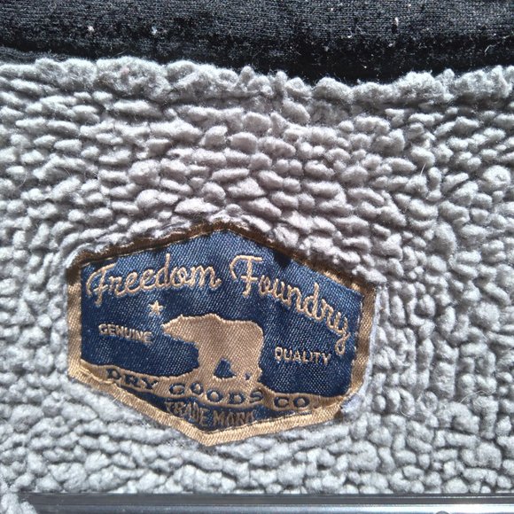 Men's Fleece - Picture 2 of 4